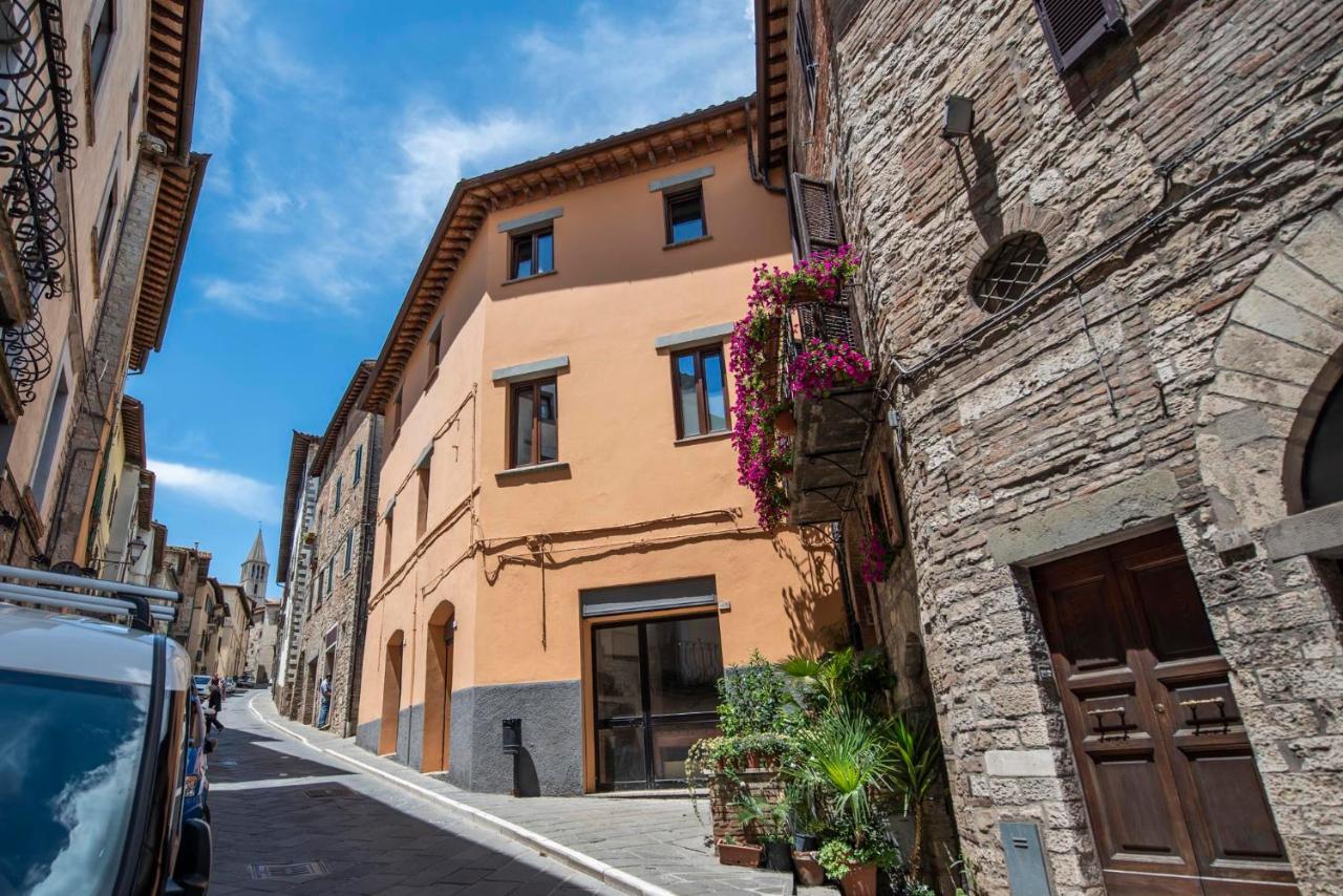 Lemon Tree Boutique Guest House Todi Exterior foto